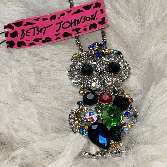Betsey Johnson Owl Pendant Necklace - Picture 1 of 11